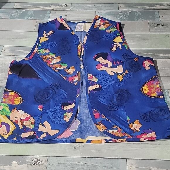 𝅺walt Disney Snow White and The Seven Dwarfs Y2K Vinyage Walmart Vest - Picture 1 of 6